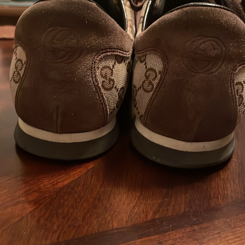 Men’s Gucci athletic shoes. - Picture 2 of 6